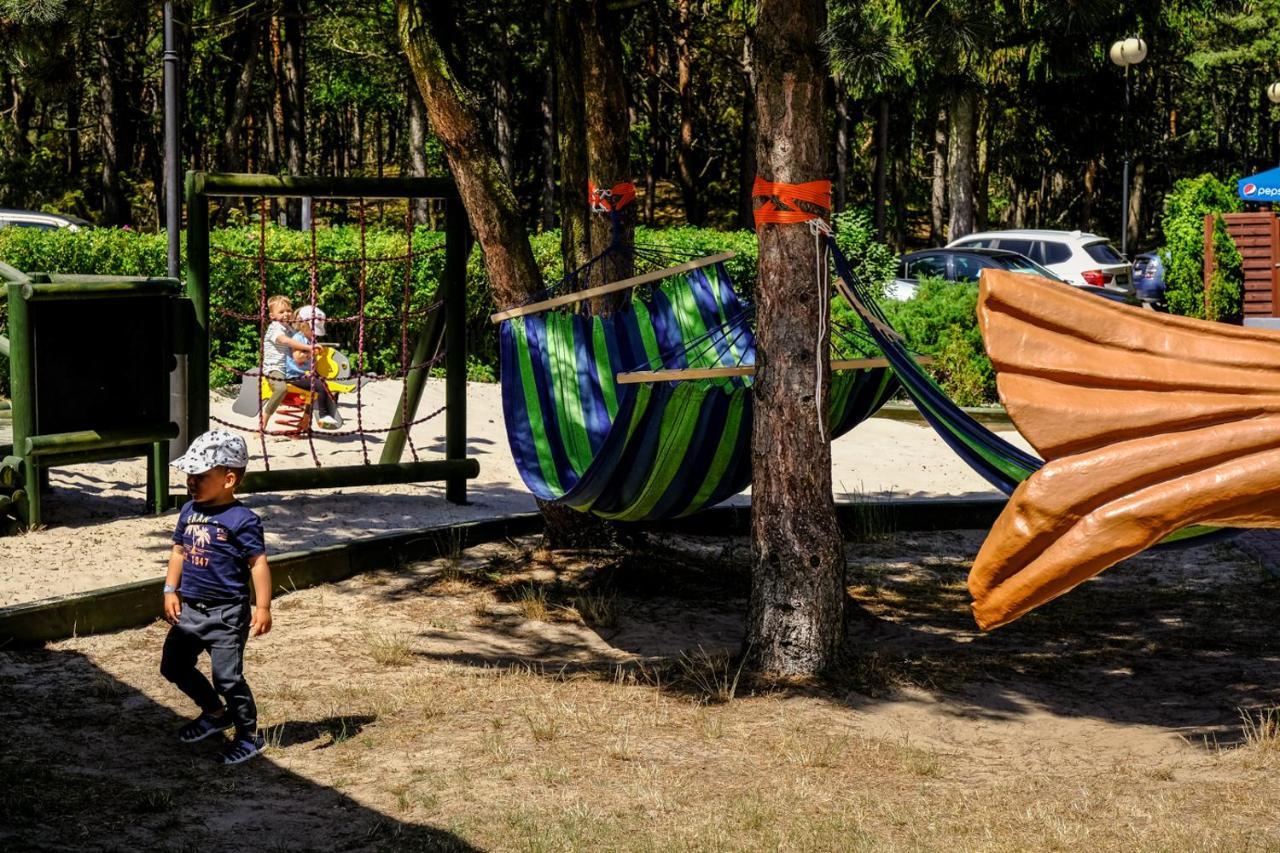 Przystan Leba Resort&Restaurant Extérieur photo