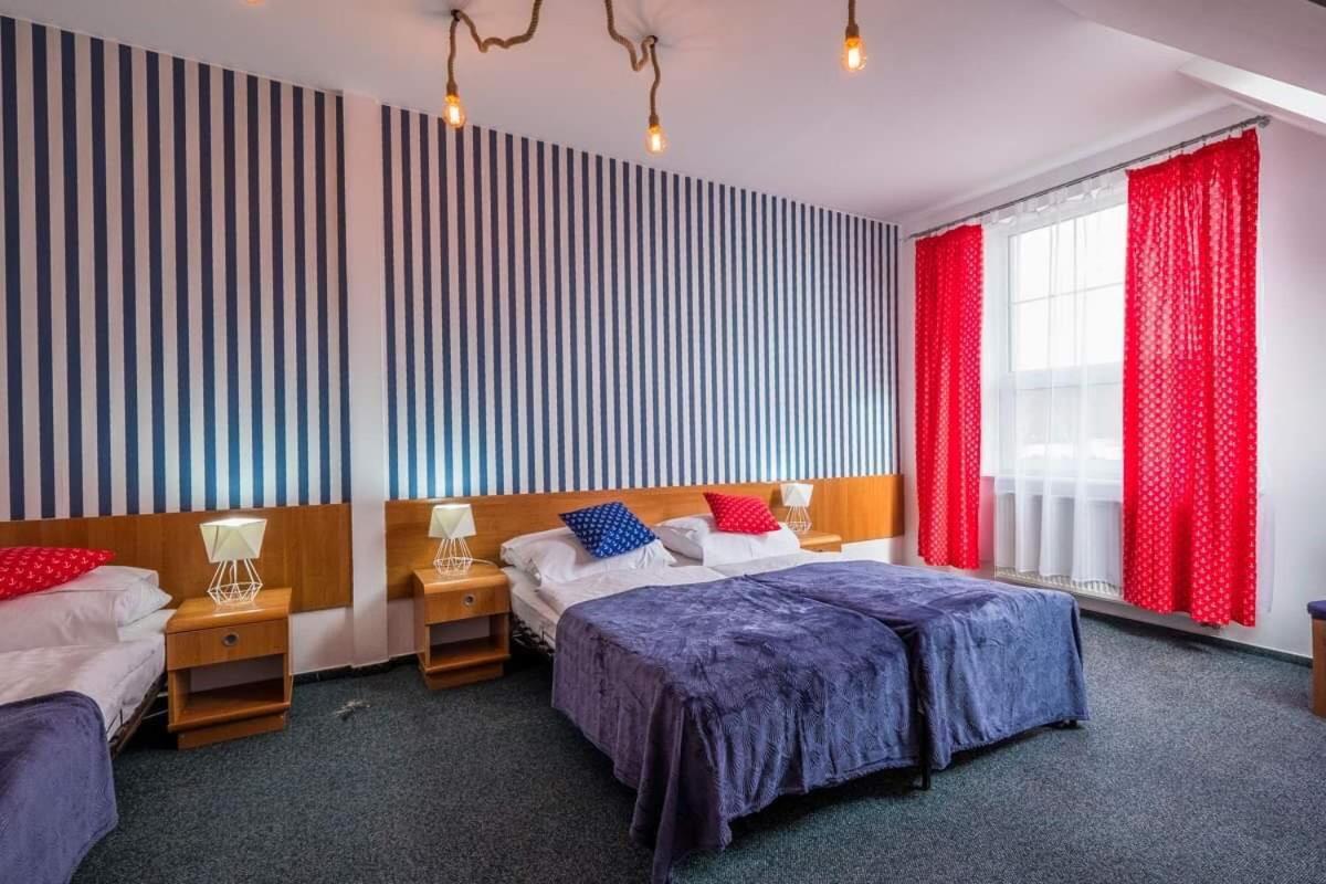 Przystan Leba Resort&Restaurant Extérieur photo